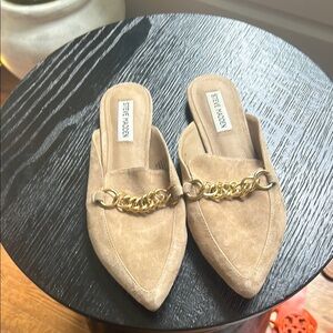 Steve Madden Tan Gold Chain Mules